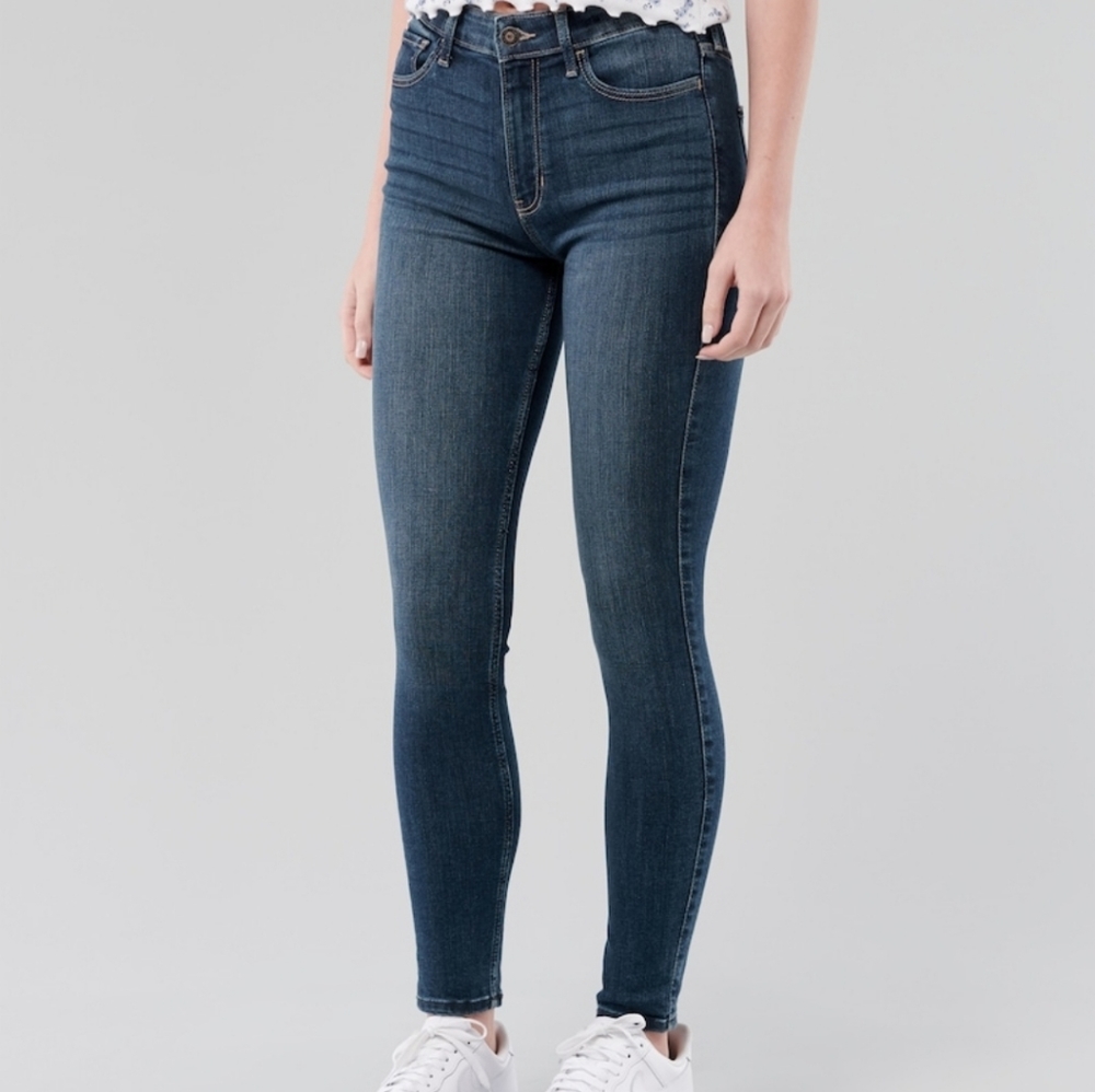 NWOT Hollister High Rise Skinny Jeans